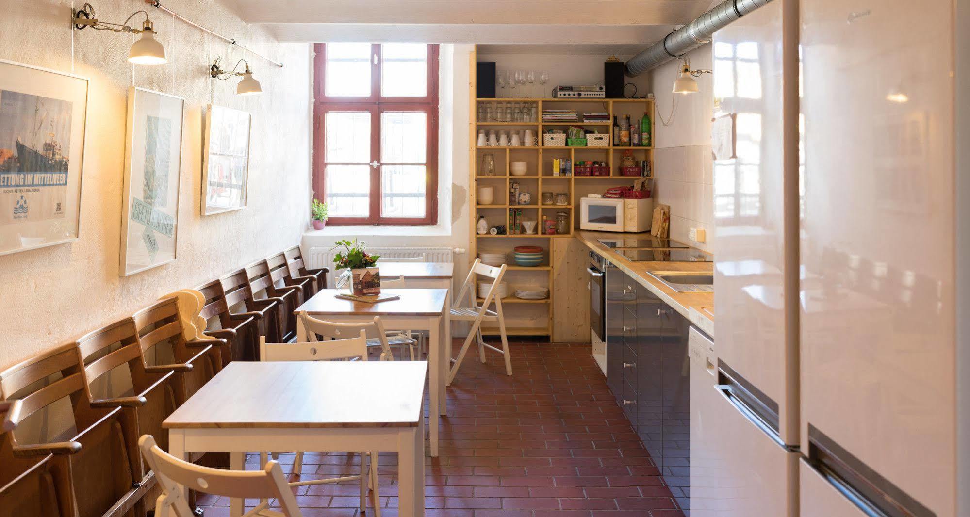 Subraum Hostel Rostock Ngoại thất bức ảnh